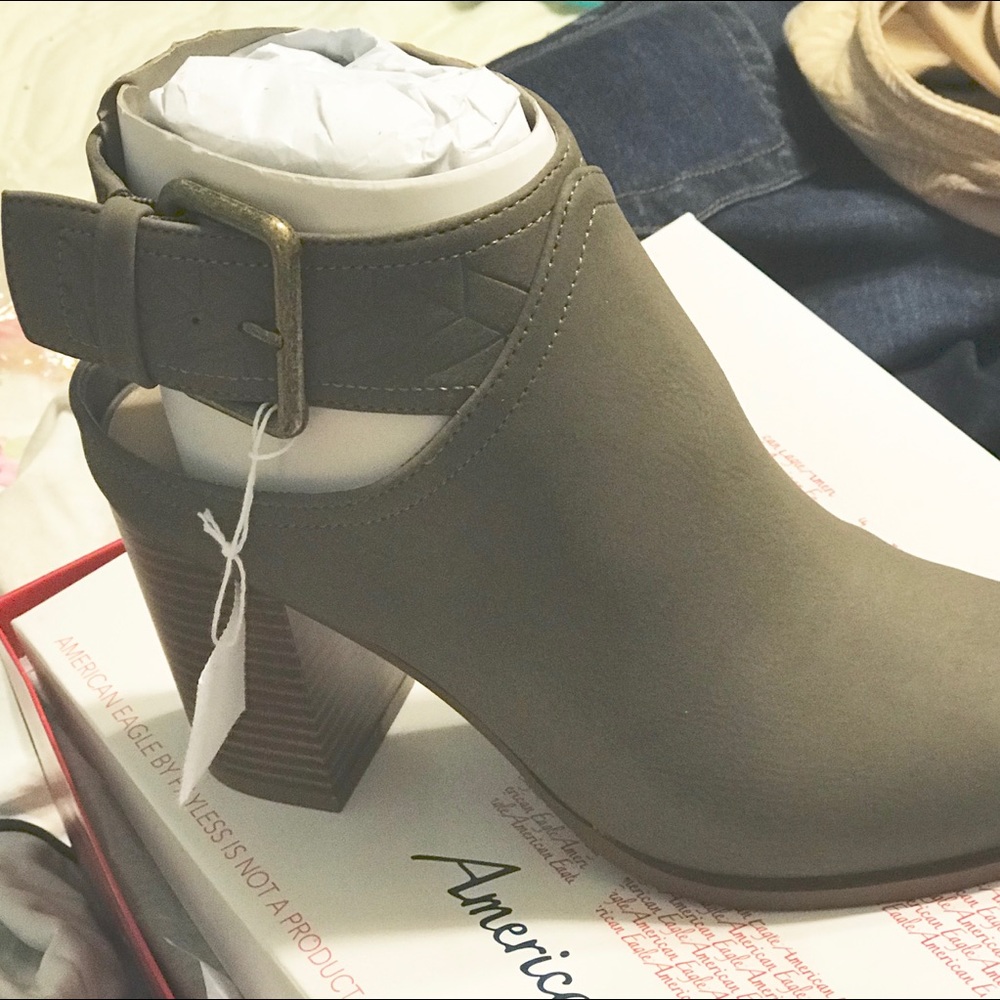 Women’s Booties - Picture 2 of 4